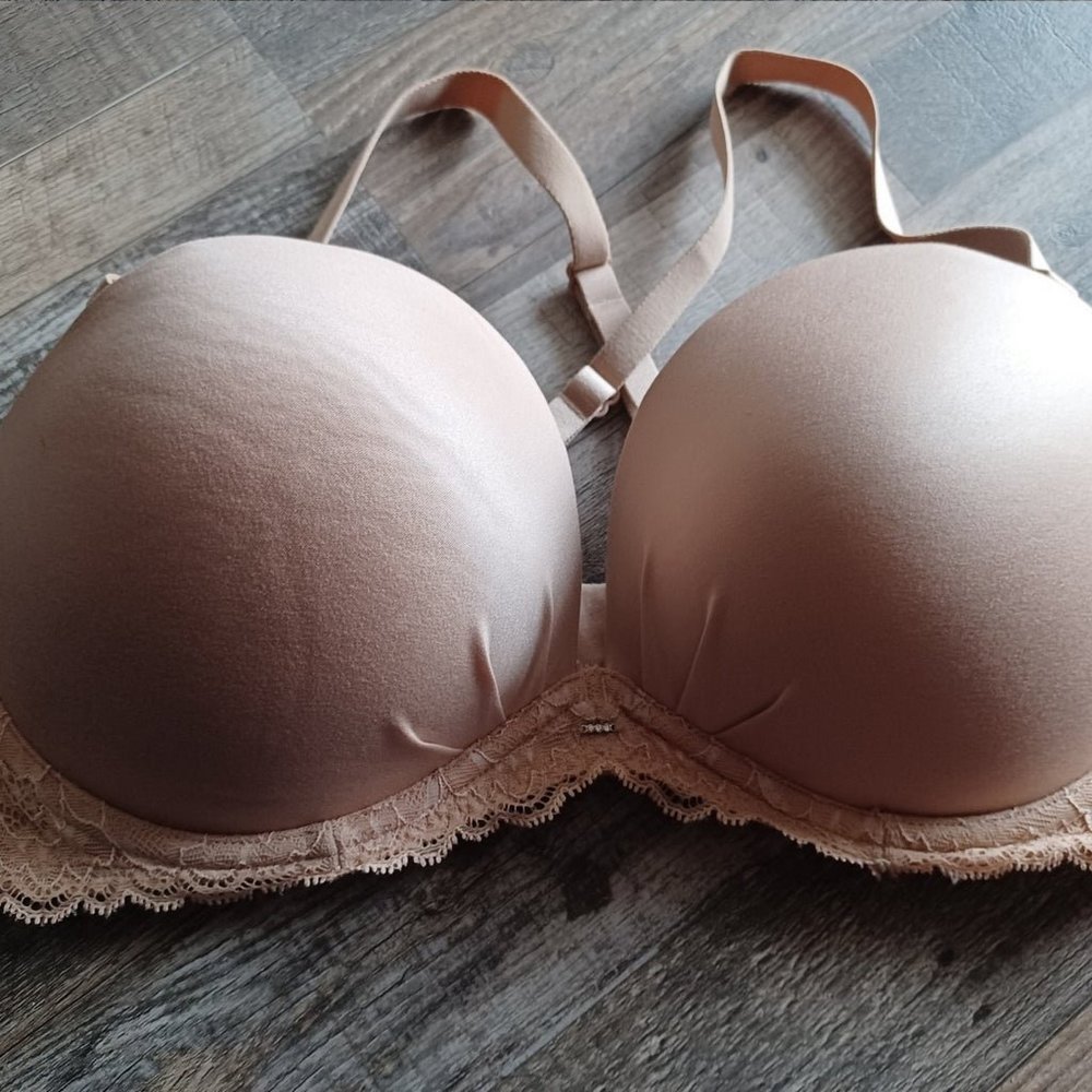 Victoria Secret Very sexy multi way 34DD